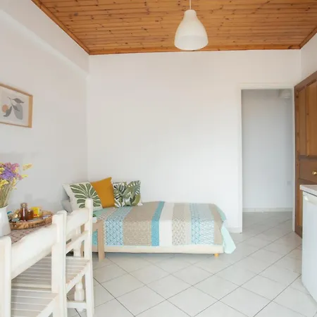 Camaraki Lighthouse Nydri (Lefkada)